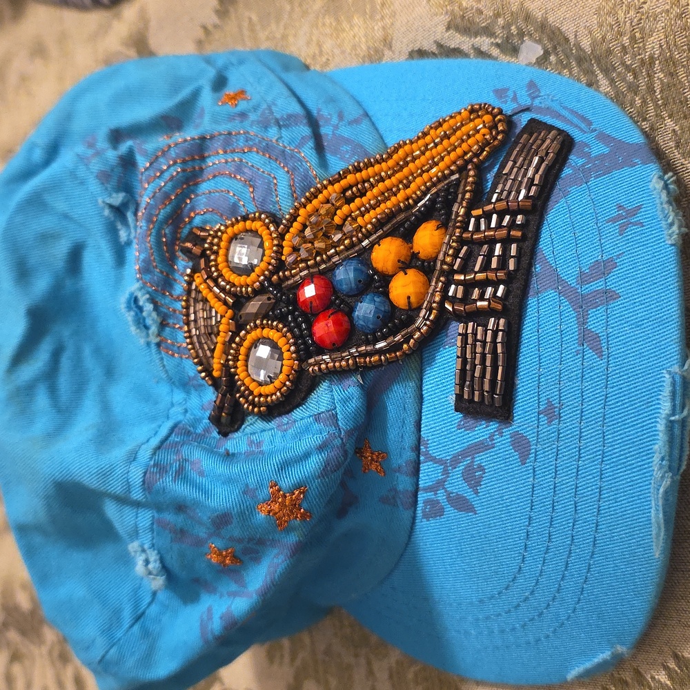 Ladies' Lot of 3 Caps - Picture 2 of 10